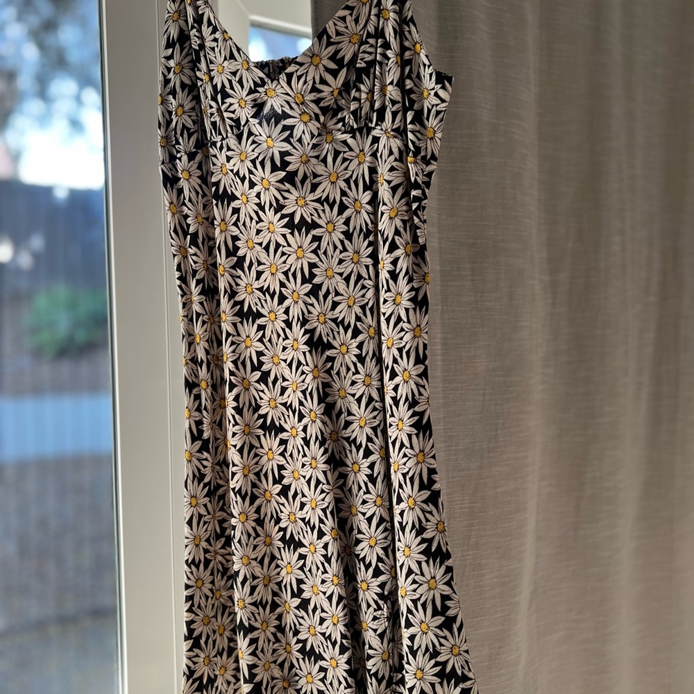 Audrey 3+1 Daisy Print Mini Dress
